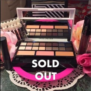 Estée Lauder PlatinumStar 16Eyeshadow 1Blush 2Scul